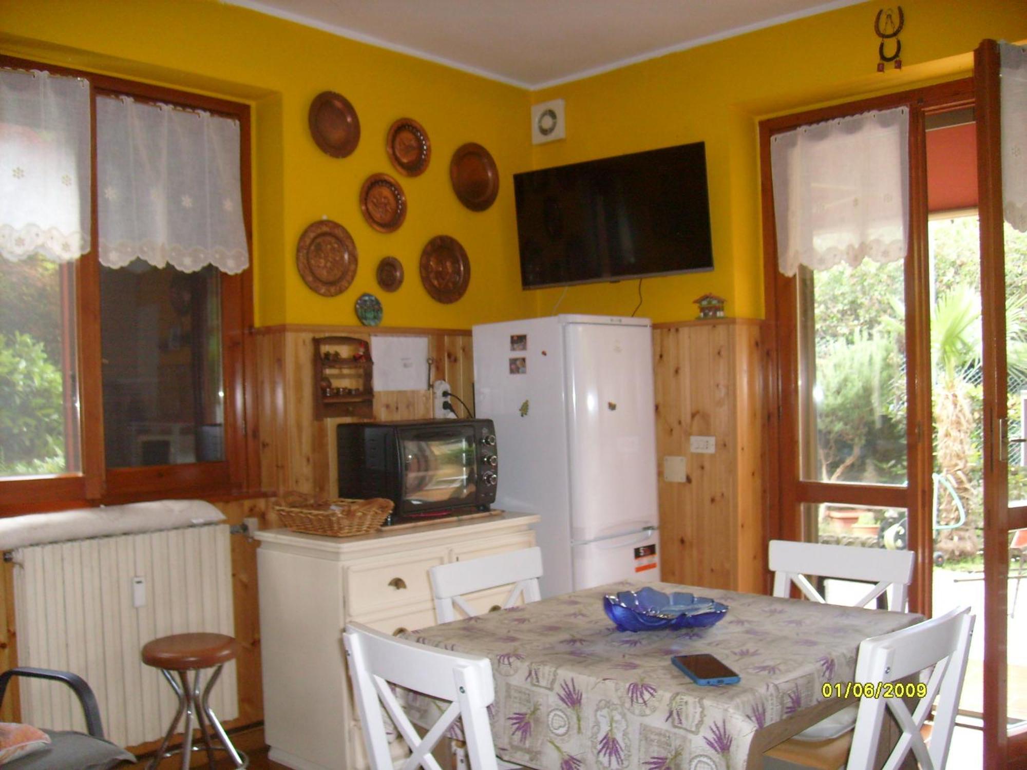 Apartamento House Yanina Bellano Exterior foto
